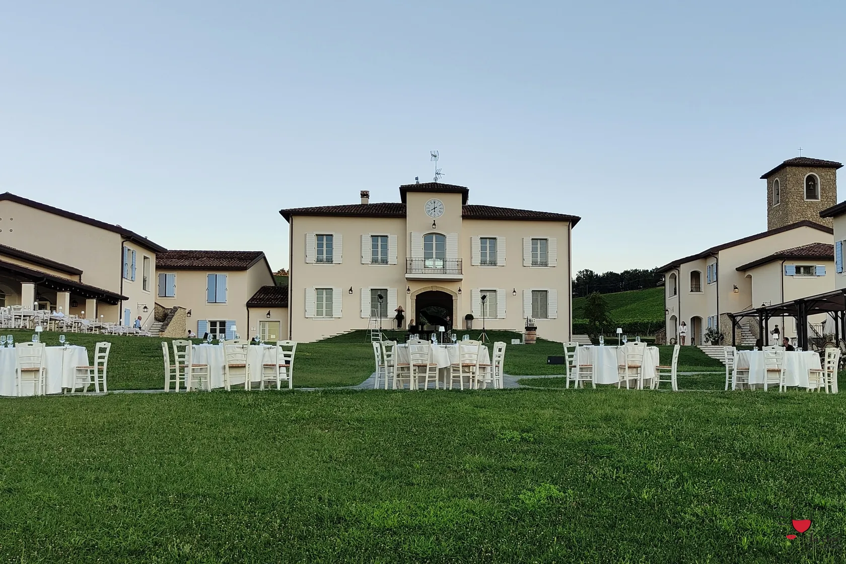 Cena estivaa Borgo Condé - wine resort in Emilia Romagna a Forlì